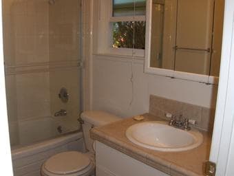 1 bedroom 1 month free move in Mountain View 1