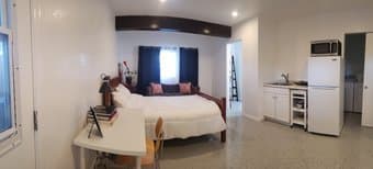 ☛ Private Newly Renovated Mini Studio - Off University - Near Amazon ↻ 1