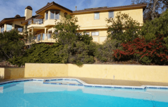 ★ Live in Mansion w/Jacuzzi + Pool + Gym + Hikes - Near Stanford ★ 2