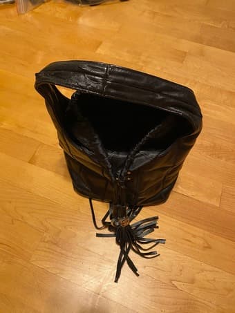 black tote purse 2
