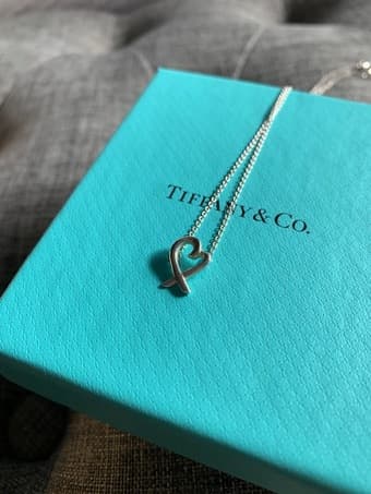 TIFFANY & Co. Sterling Silver Paloma Picasso Loving Heart Pendant 16" 2