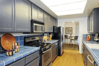 Bedroom available in beautiful Los Altos Hills home. 1