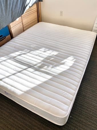 Queen mattress + frame 1