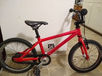 Islabikes Cnoc 16 inch kids bike 1