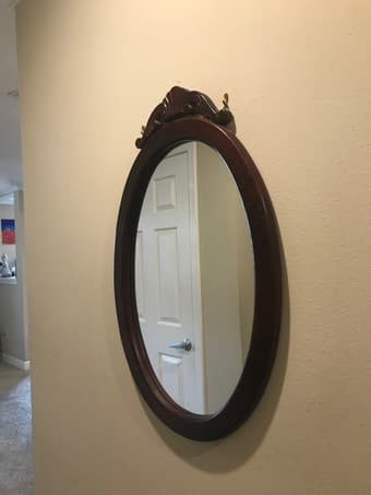 Classic Hallway Side Stand with Oval Mirror 1