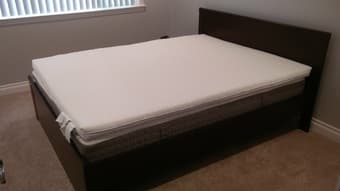 Mattress frame and Mattress with topper 1