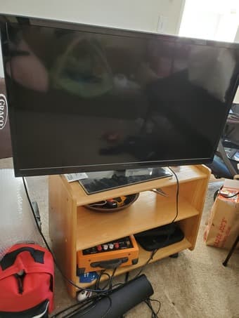 Flatscreen TV and TV bench 1