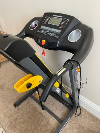 NEW Folding Treadmill (17'' Wide Tread, w/Incline & LCD Display) 1