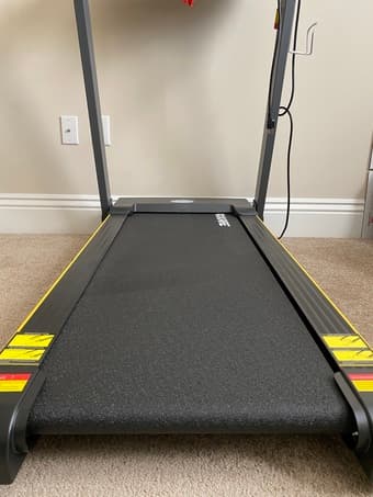 NEW Folding Treadmill (17'' Wide Tread, w/Incline & LCD Display) 3