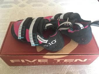 Climbing shoes for sale: Women's 5.10 Blackwing, size 5, lightly used 2