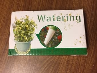 Brand New Self Watering Spikes 1
