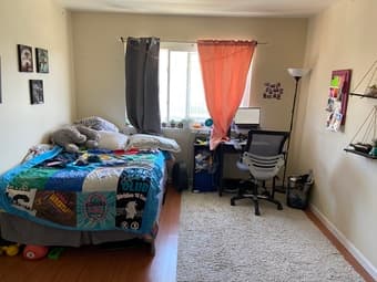 One bedroom with friendly recent grads near downtown Palo Alto! 1