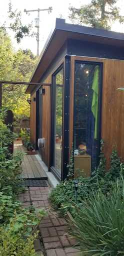 Premium Studio &garden. Perfect for incoming SHC/LPCH residents/fellow 1