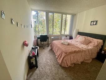 Room at 2bed/2bath apartment at Downtown Menlo Park - $1,600 3