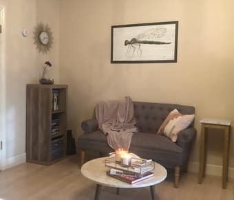 Loveseat 1