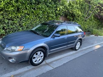 2005 Subaru Outback 1