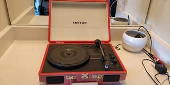 Crosley Cruiser with Bluetooth 1