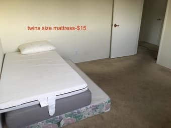 full and twins size mattress, fold table 3