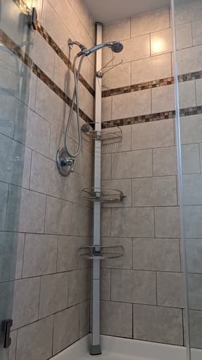shower caddy (shampoo/soap/towl holder standing rack) 1