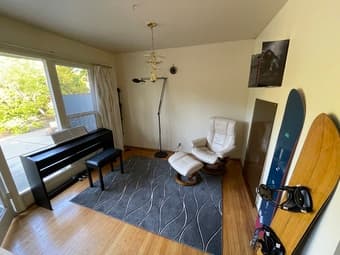 very quiet neighborhood , awesome housemates , look for another one 1