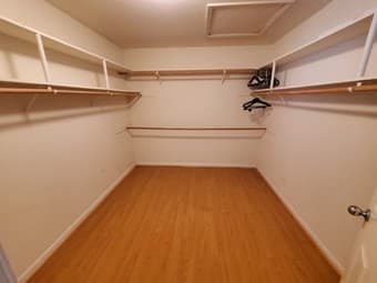 Large Suite w/ Private Bath in East Palo Alto house, available Aug. 1 2