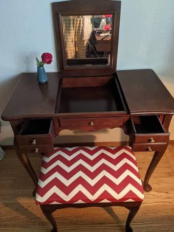 Antique vanity desk 3