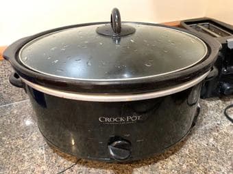 crock pot slow cooker 1