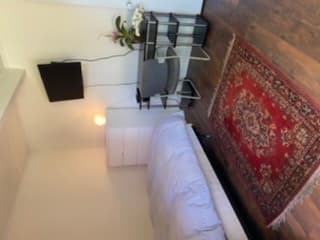Furnished room with private garden entrance in large airy house 3