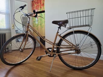 Stylish commuter bike for sale (Electra) 1