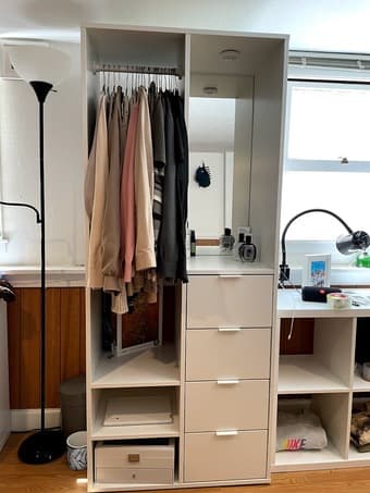 Open wardrobe with mirrored vanity 1