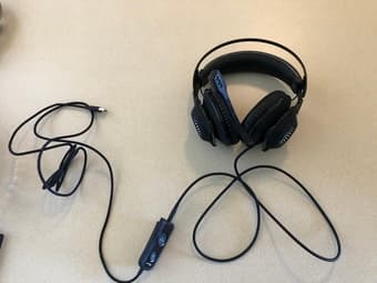 HyperX Cloud Revolver S Gaming Headset with Microphone 1