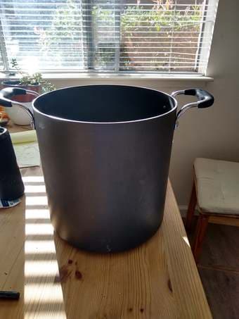 12 qt pot 1