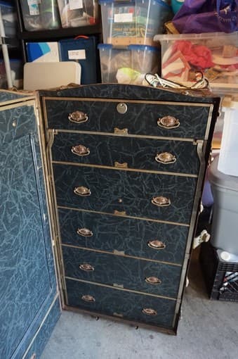 Beautiful Antique Trunk - asking best offer 3