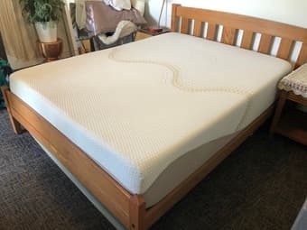 Amerisleep AS3 Queen Memory Foam Mattress 1