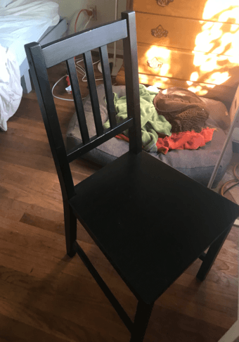 Basic black chair 1
