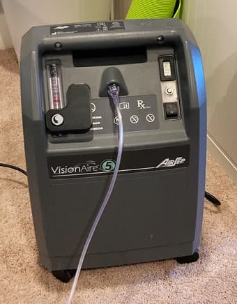 Moving Sales - Oxygen Concentrator ! Great Deal!!! 1
