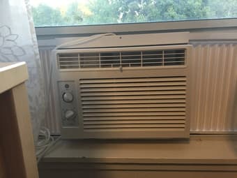 Like-New AC Unit 1