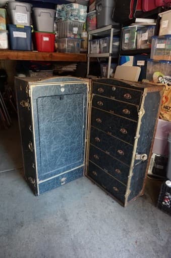 Beautiful Antique Trunk - asking best offer - 1