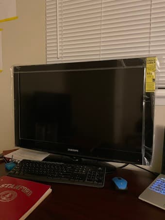 Samsung LCD TV 1