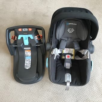 UppaBaby Mesa Car seat 1