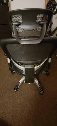 Staples Hyken Technical Mesh Office Chair 2