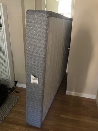 queen box spring 2
