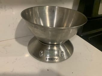Electronic scale for food 1
