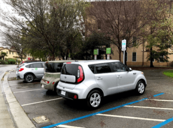 selling 2019 kia soul (first owner) 2