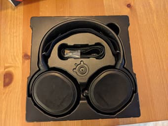 Steel Series Arctis 3 Headset 1