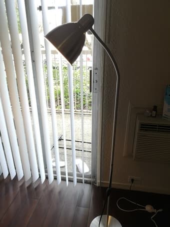 Floor standing reading lamp 1