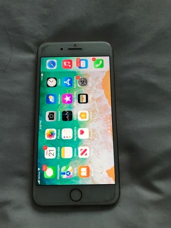 Unlock IPHONE 8 PLUS 2