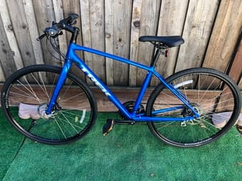 2021 Trek Fx2 bike 1