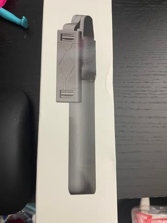 Lasko 18" fan + Selfie stick 2
