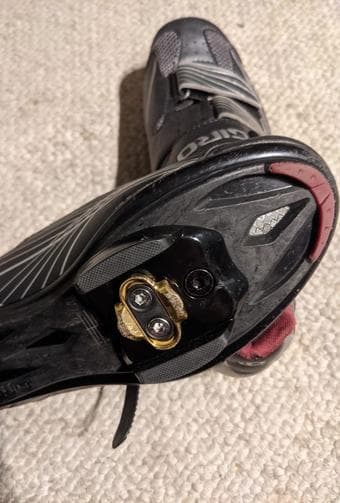 Giro roadbike shoes size 8.25, look to spd adapters, MTB cleats 2